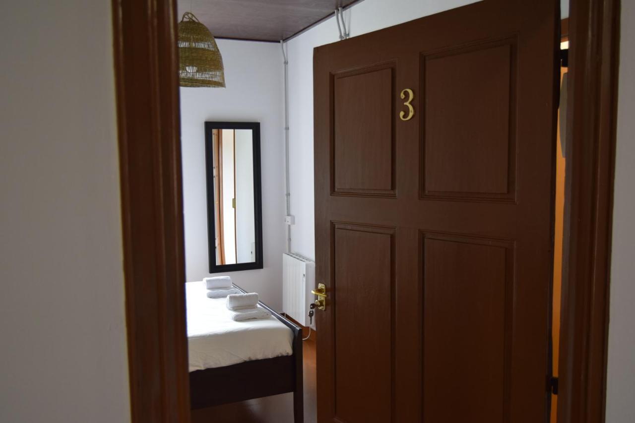 Pension De Морайме Экстерьер фото
